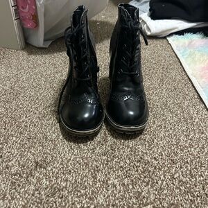 BAMBOO Black Lace-Up Women's Boots